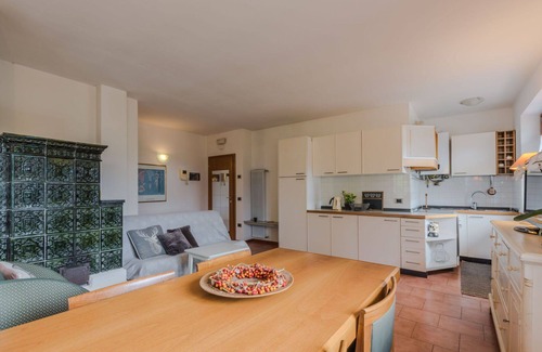 Ranzo Apartamento | Precioso apartamento para 4 personas con WIFI, TV, terraza, mascotas permitida y aparcamiento