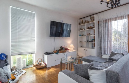 Malinska Apartamento | Nice Apartment in Malinska With Wifi and 3 Bedrooms