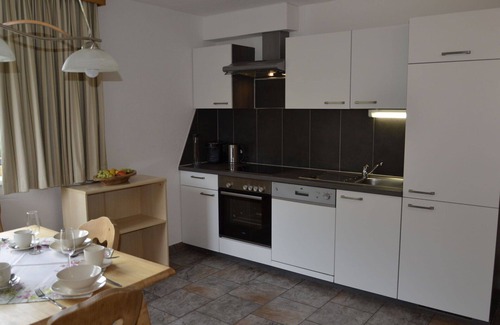 Sankt Anton am Arlberg Villa | Hermoso apartamento en villa para 4 personas con WIFI, TV, mascotas permitida y aparcamiento