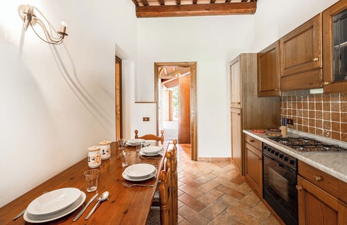 Montegabbione Apartamento | Nice Apartment In Biofarm With Pool, Parrano, Italy