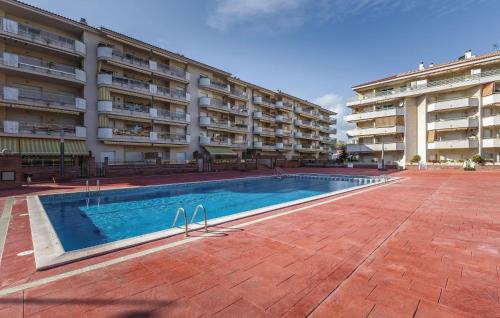 Blanes Apartamento | Nice Apartment In Blanes With Kitchen