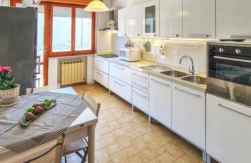 Cattolica Apartamento | Bonito apartamento en Cattolica con.
