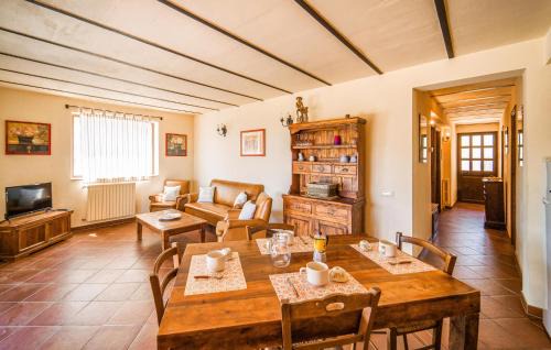 Collesano Apartamento | Nice Apartment In Collesano Pa