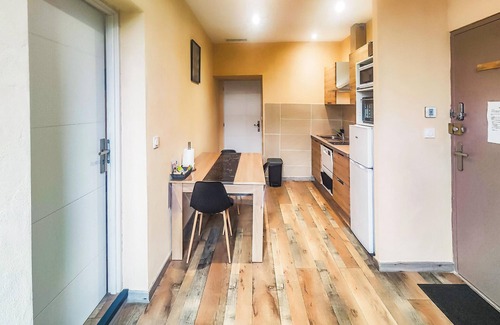 Saint-Chinian Apartamento | Bonito apartamento en Saint-Chinian