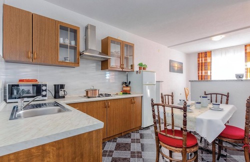 Kostrena Apartamento | Bonito apartamento en Kostrena con WiFi