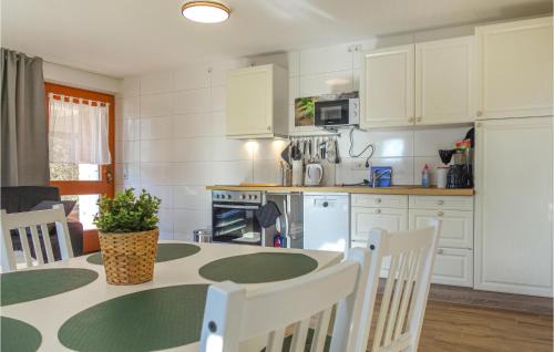 Loxstedt Apartamento | Nice Apartment In Loxstedt With Kitchen