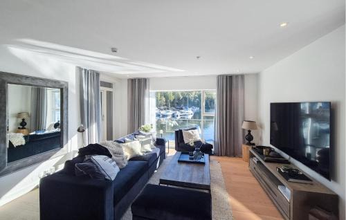 Laksevag Apartamento | Nice Apartment In Mathopen With Wifi