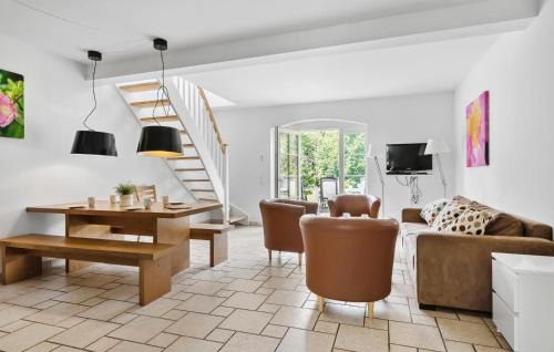 Nimtofte Apartamento | Nice Apartment In Nimtofte With Wifi