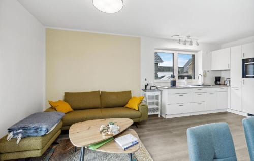 Ovelgonne Apartamento | Nice Apartment In Ovelgönne With Sauna