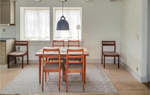 Simrishamn Apartamento | Nice Apartment In Simrishamn With Wifi