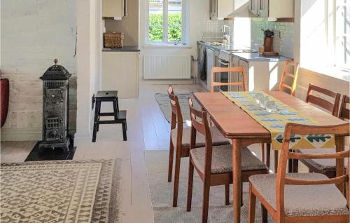 Simrishamn Apartamento | Nice Apartment In Simrishamn With Wifi