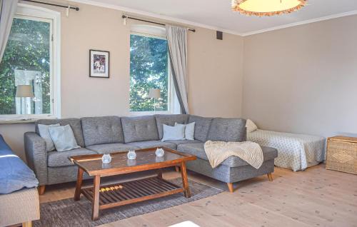 Simrishamn Apartamento | Nice Apartment In Simrishamn With Wifi