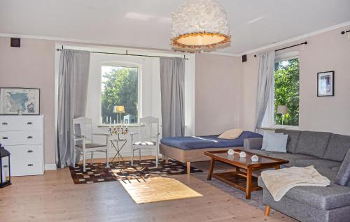 Simrishamn Apartamento | Nice Apartment In Simrishamn With Wifi