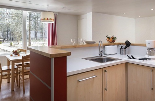 Pullay Casa | Hermoso apartamento en villa para 8 personas con WIFI, piscina, jacuzzi, TV, terraza y aparcamiento