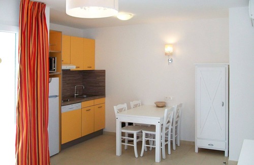 Belgodere Casa | Hermoso apartamento en villa para 6 personas con piscina, A/C, WIFI, terraza y aparcamiento