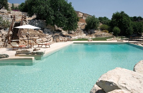 Ragusa Apartamento | Nice apartment with private terrace. Shared pool. In Donnafugata, Sicily