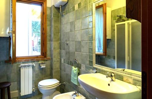 Sughera Apartamento | Apartamento con piscina, A/C, WIFI, TV, patio, vista panorámica, cerca de San Gimignano