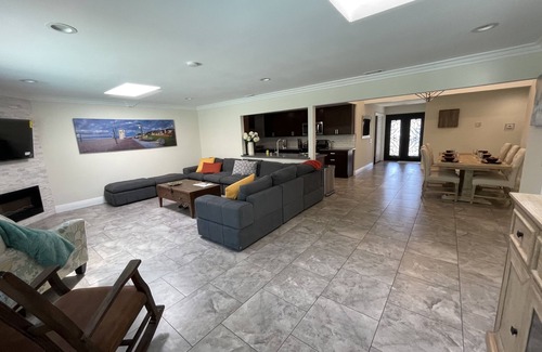 Lake Forest Casa | Nice backyard with pool and outdoor BBQ