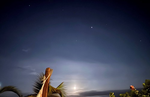 Punta Sal Casa | Lindo Bungalow en la playa, frente al cálido y calmo mar