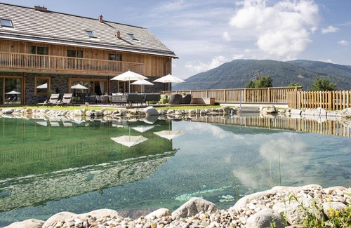 Tamsweg Chalet De Esquí | Bonito chalet en Wölting con estanque natural para nadar