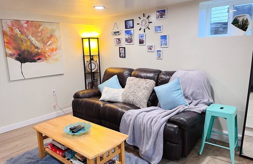 Kirkland Casa | Nice, clean and cozy place to stay with family and friends
