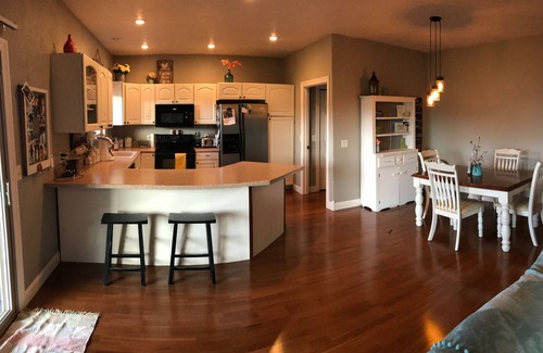 Piedmont Casa | Bonito, limpio, gran casa de 5 dormitorios entre Sturgis y Rapid City