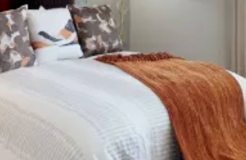 Caroleen Apartamento | Nice clean rooms and safe for travels