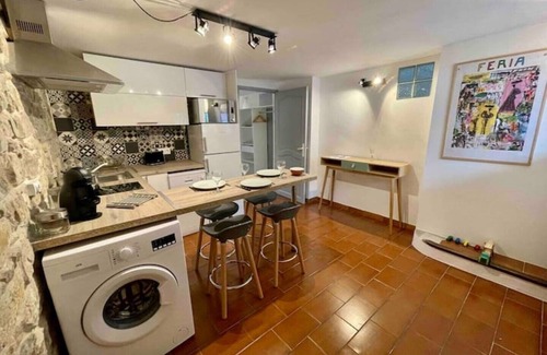 Route d'Arles Apartamento | Nice F2 near train station, Arena with private terrace