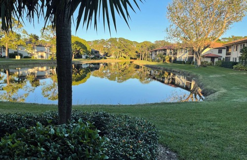 The Meadows Condominio | Nice, first floor condo in the lovely Meadows community