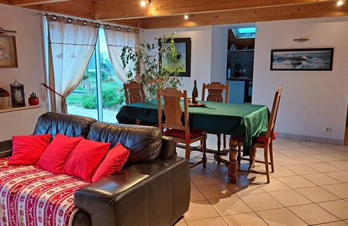 Lampaul-Plouarzel Casa | La casa de Amélie, vista al mar de Iroise, cómoda WIFI