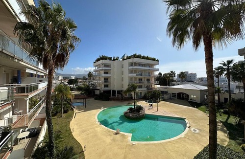 Santa Margarida Apartamento | Bonito apartamento vista piscina av-73