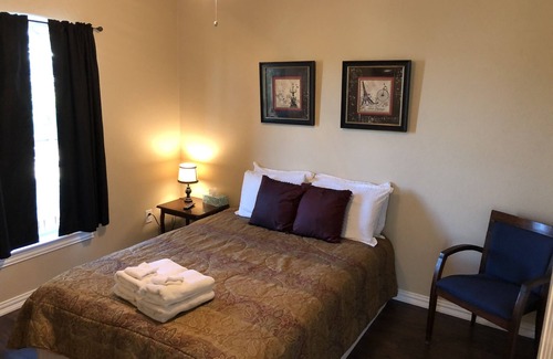 Dallas Casa | The Beckley - New House Southcentral Dallas - ¡Bañera de hidromasaje!