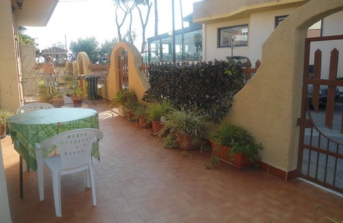 Pineto Apartamento | bonita planta baja a 20 metros del mar y bosque de pino