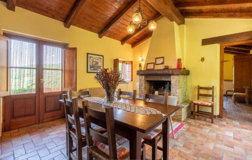 Monte Santa Maria Tiberina Casa | Nice Home In Monte Smaria Tiberina
