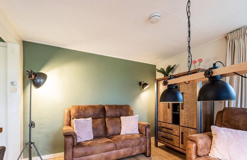 Municipality of Epe Casa | Nice holiday home in Emst with wellness and garden house