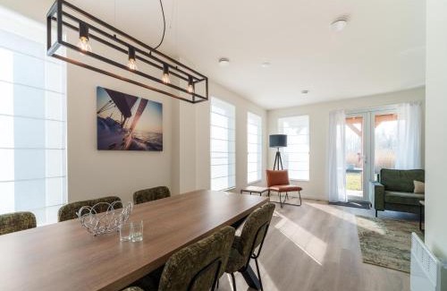 Municipality of Nissewaard Casa | Nice holiday home with sauna near a lake, cleaning included