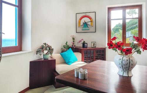 Torre Colonna-sperone Casa | Nice Home In Altavilla Milicia