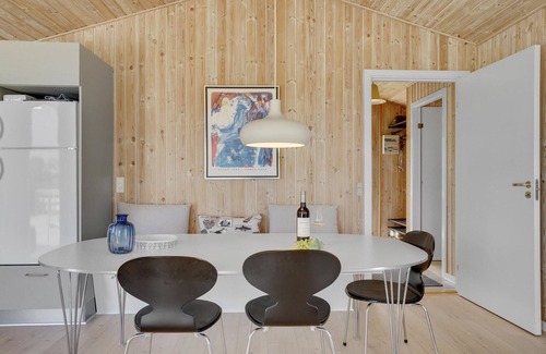 Bjert Casa | Increíble casa en Bjert con WiFi