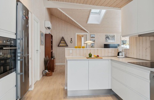 Bog By Casa | Bonita casa en Bogø By con cocina