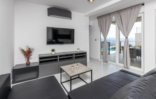 Bregi Casa | Nice Home In Bregi With House Sea View