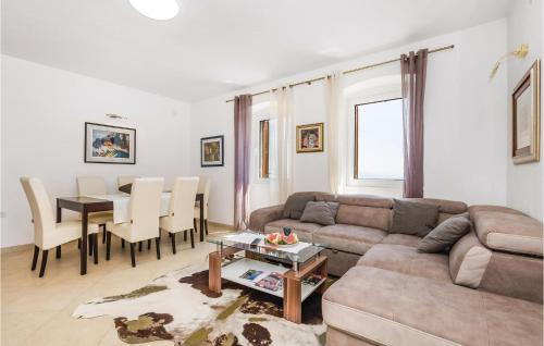 Bregi Casa | Nice Home In Bregi With Sauna