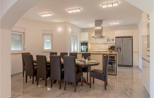 Sibenik Casa | Nice Home In Dubrava Kod Sibenika