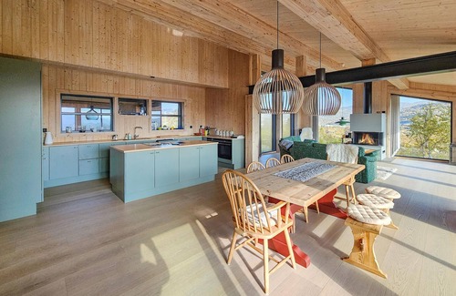 Vinje Casa | Bonita casa en Edland con sauna
