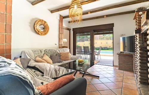 El Pinar Casa | Nice Home In El Pinar