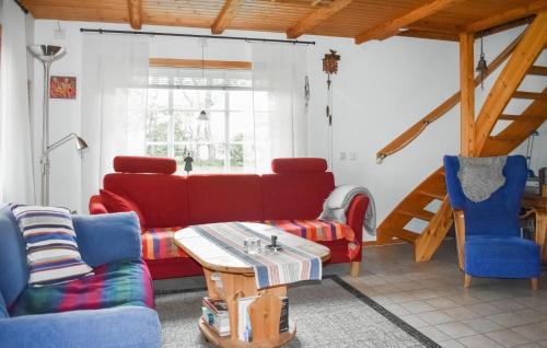 Fjalkinge Casa | Nice Home In Fjälkinge With Kitchen