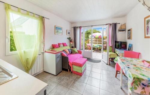 Le Minihic-sur-Rance Casa | Nice Home In Le Minihic-Sur-Rance