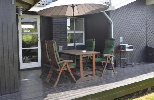 Bønnerup Strand Casa | Nice Home In Glesborg With Kitchen