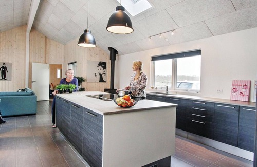 Fjellerup Strand Casa | Acogedora casa en Glesborg con WiFi