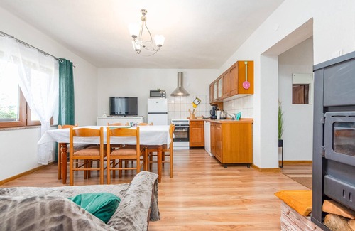Gospic Casa | Bonita casa en Gospic con WiFi