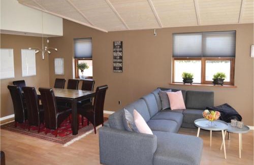 Hou Casa | Nice Home In Hals With Sauna